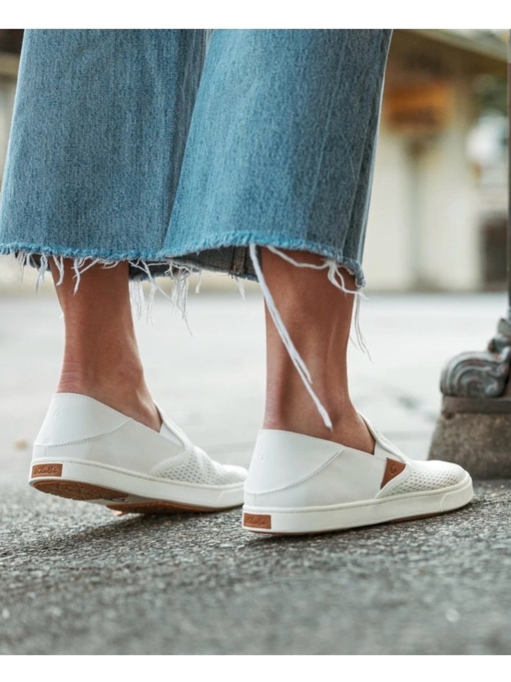 Okulai Pehuea Women’s White Slip-On Casual Sneakers | Size 8.5